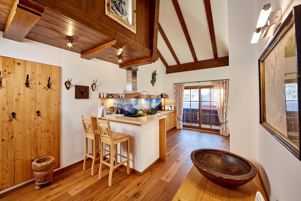 Ferienwohnung Alpspitzblick Гарміш-Партенкірхен Екстер'єр фото